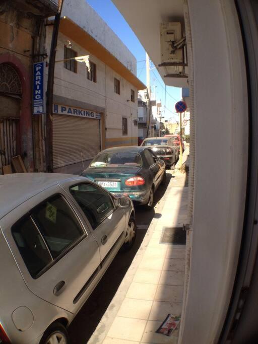 Studio 10 Minutes From The Center Of Heraklion. Apartment Luaran gambar